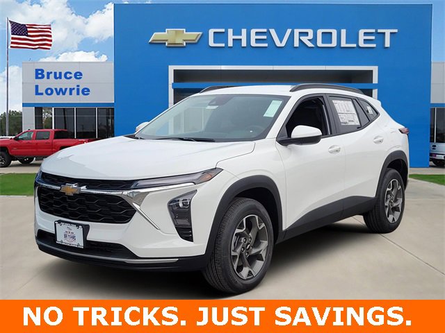 New 2025 Chevrolet Trax LT w/ Driver Confidence Package