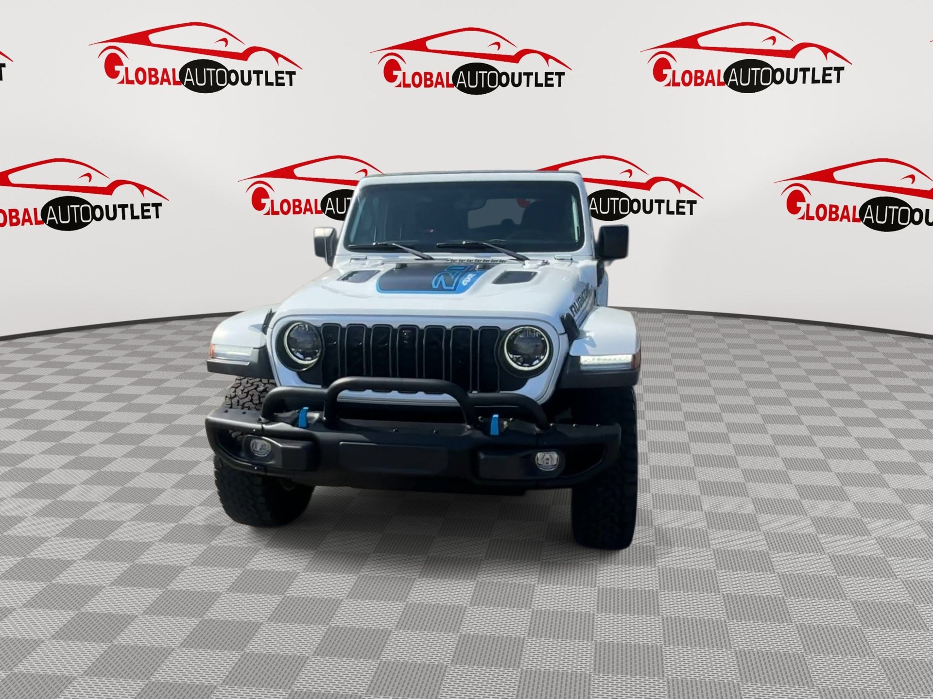 Used 2023 Jeep Wrangler Unlimited Rubicon 4xe AWD/4WD image 2