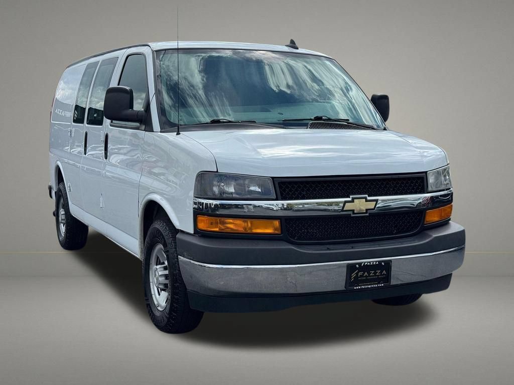 Used 2021 Chevrolet Express 2500 w/ Driver Convenience Package RWD image 8