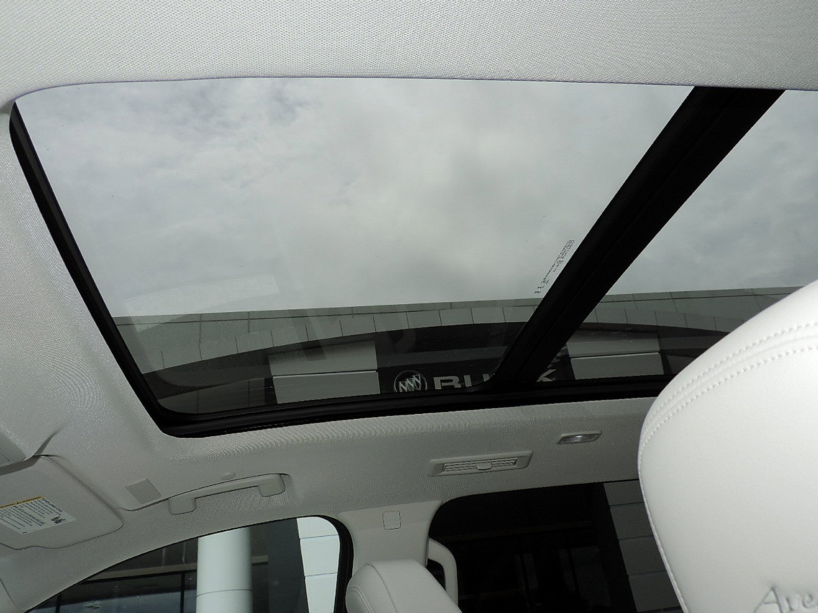 New 2026 Buick Enclave Avenir w/ Super Cruise Package FWD image 11