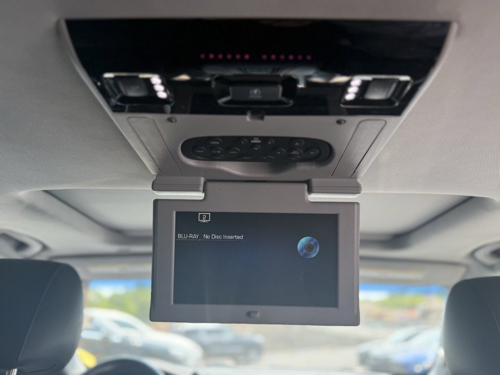 Used 2016 Cadillac Escalade Luxury image 20