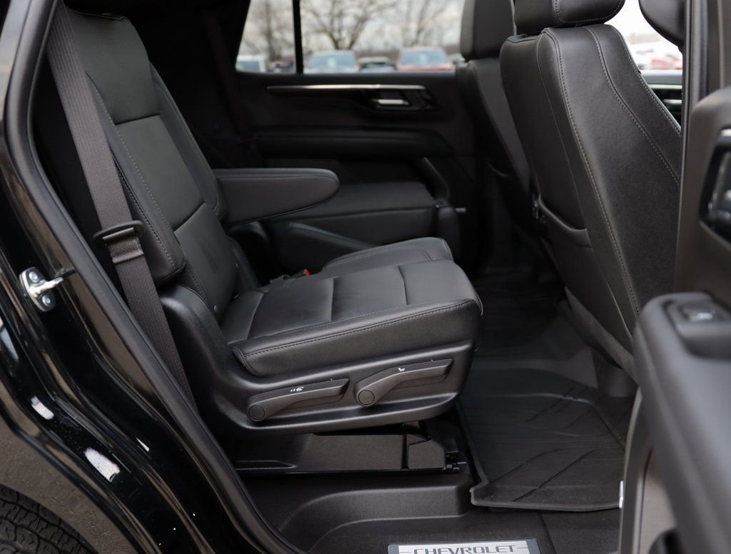 Used 2025 Chevrolet Tahoe Z71 w/ Z71 Off-Road Package image 36