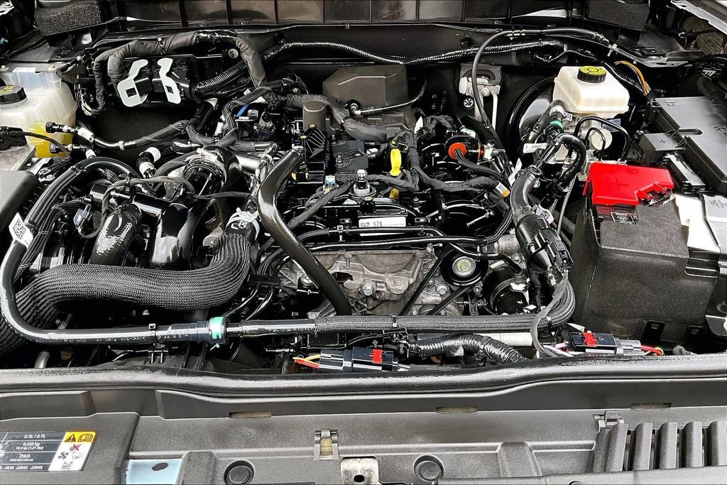 Used 2024 Ford Bronco Black Diamond AWD/4WD image 13
