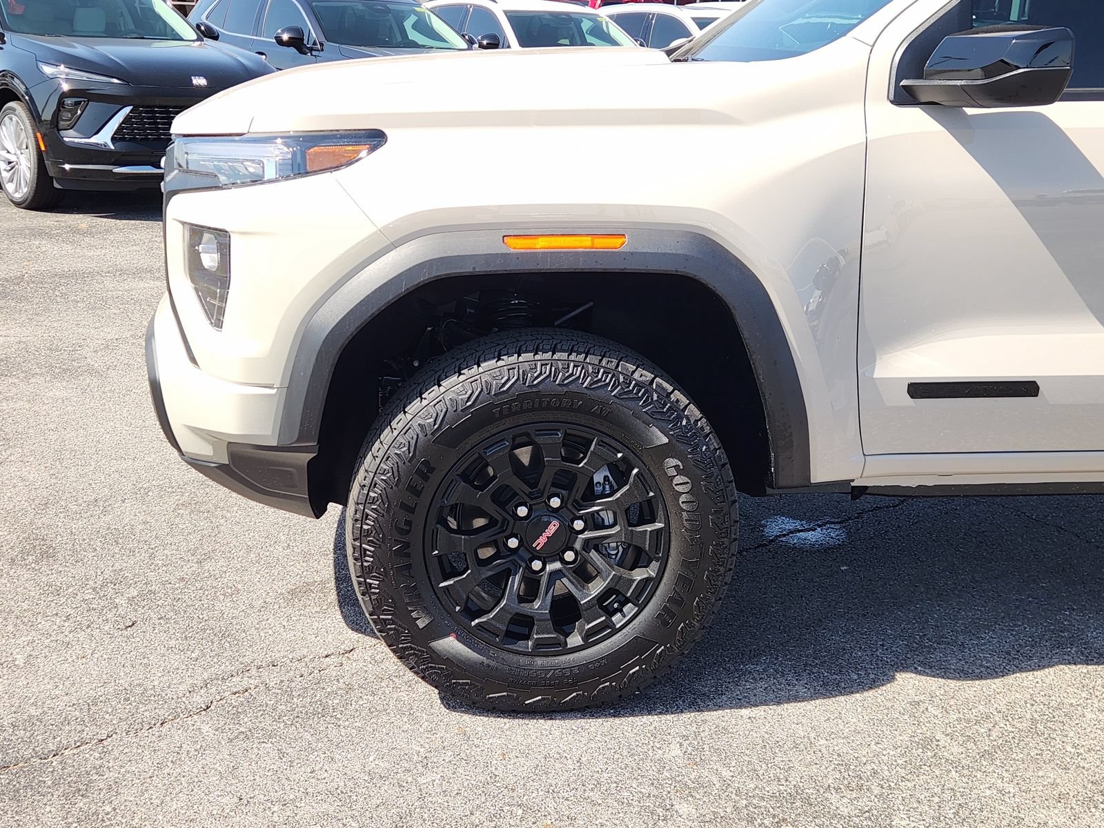 New 2026 GMC Canyon Elevation w/ Convenience Package RWD image 9