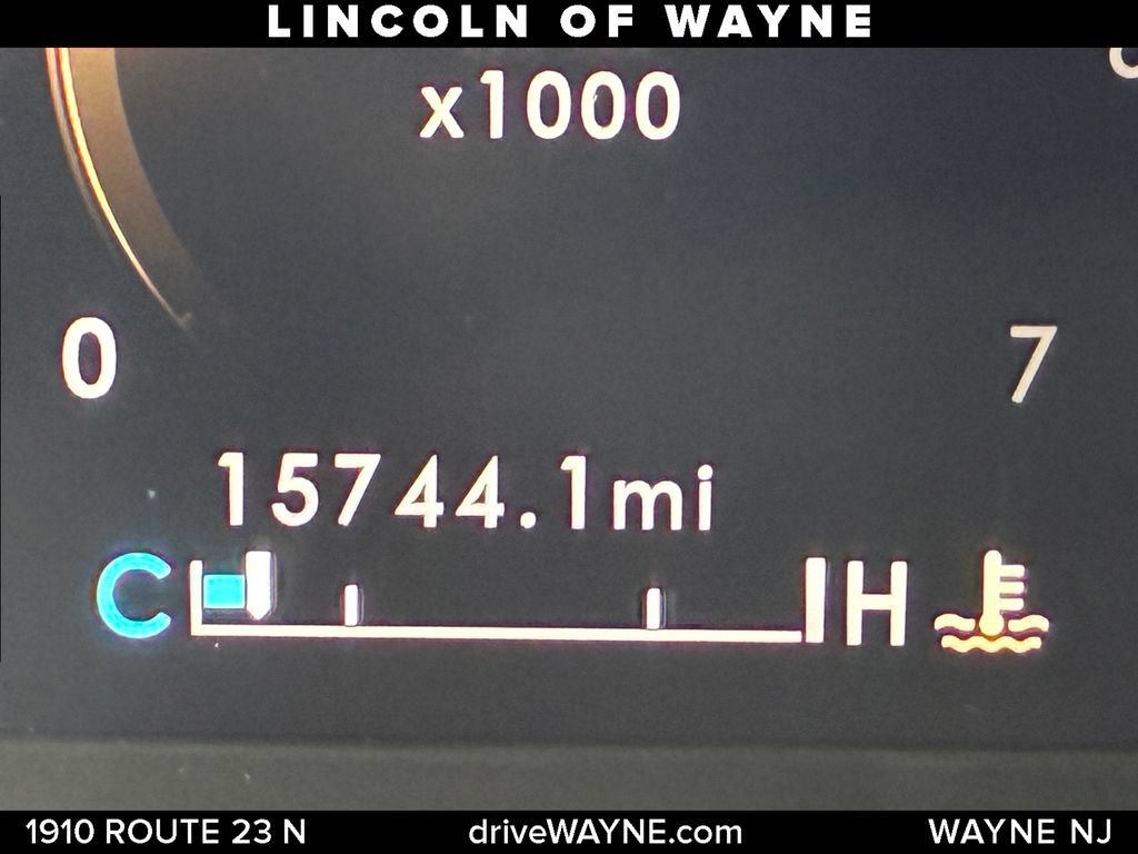 Certified 2022 Lincoln Corsair Reserve w/ Equipment Group 201A AWD/4WD image 18