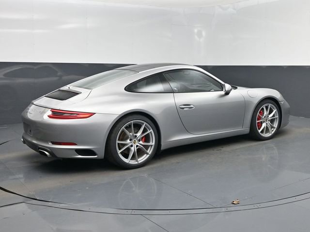 Used 2017 Porsche 911 Carrera RWD image 3
