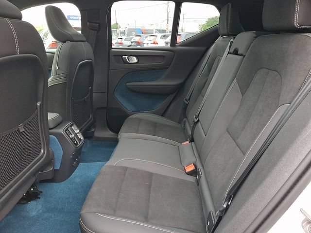 Certified 2023 Volvo XC40 Recharge Ultimate w/ Protection Package Premier AWD/4WD image 10