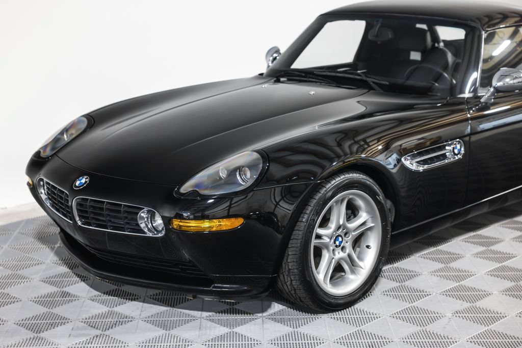 Used 2002 BMW Z8 RWD image 17