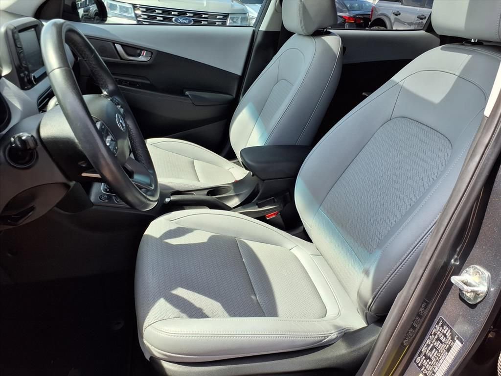 Used 2021 Hyundai Kona Limited FWD image 24