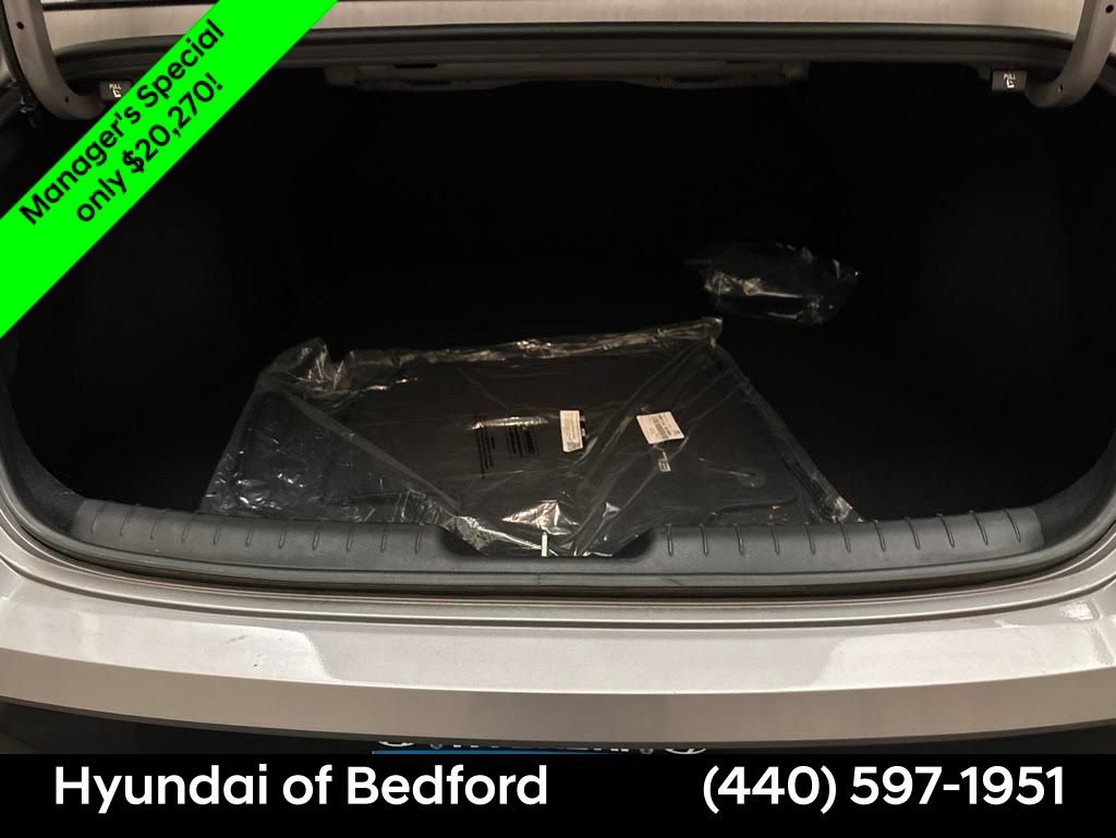 Certified 2026 Hyundai Elantra Sport FWD image 9