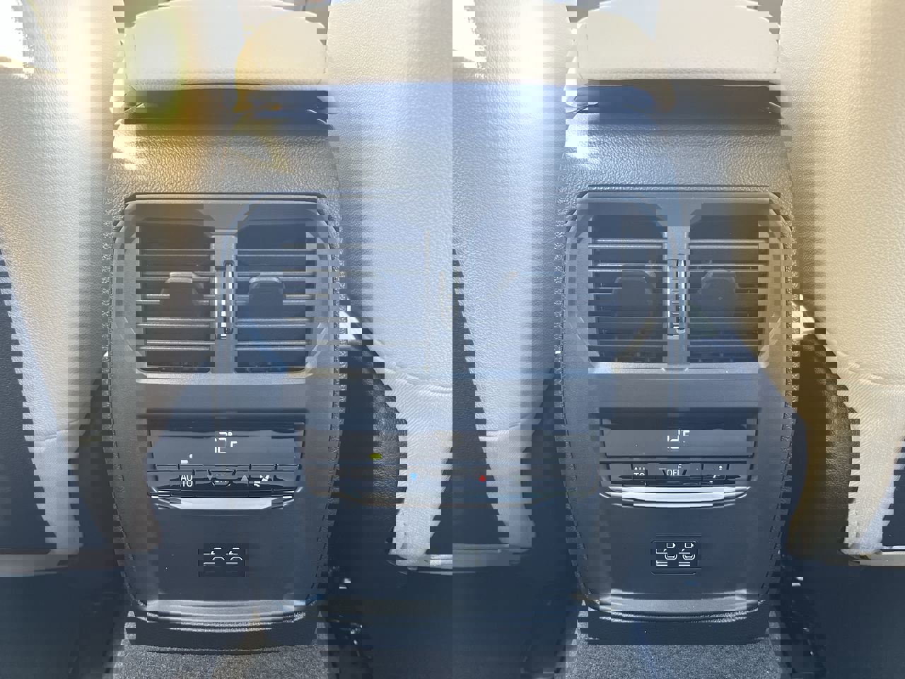 Used 2026 BMW i4 eDrive40 w/ Premium Package image 31