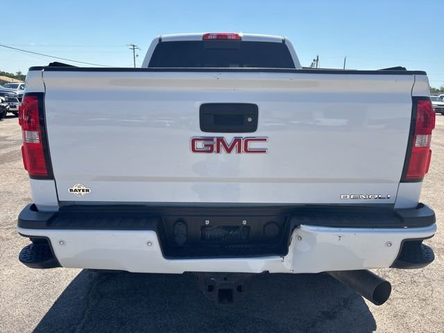 Used 2017 GMC Sierra 2500 Denali w/ Duramax Plus Package AWD/4WD image 10