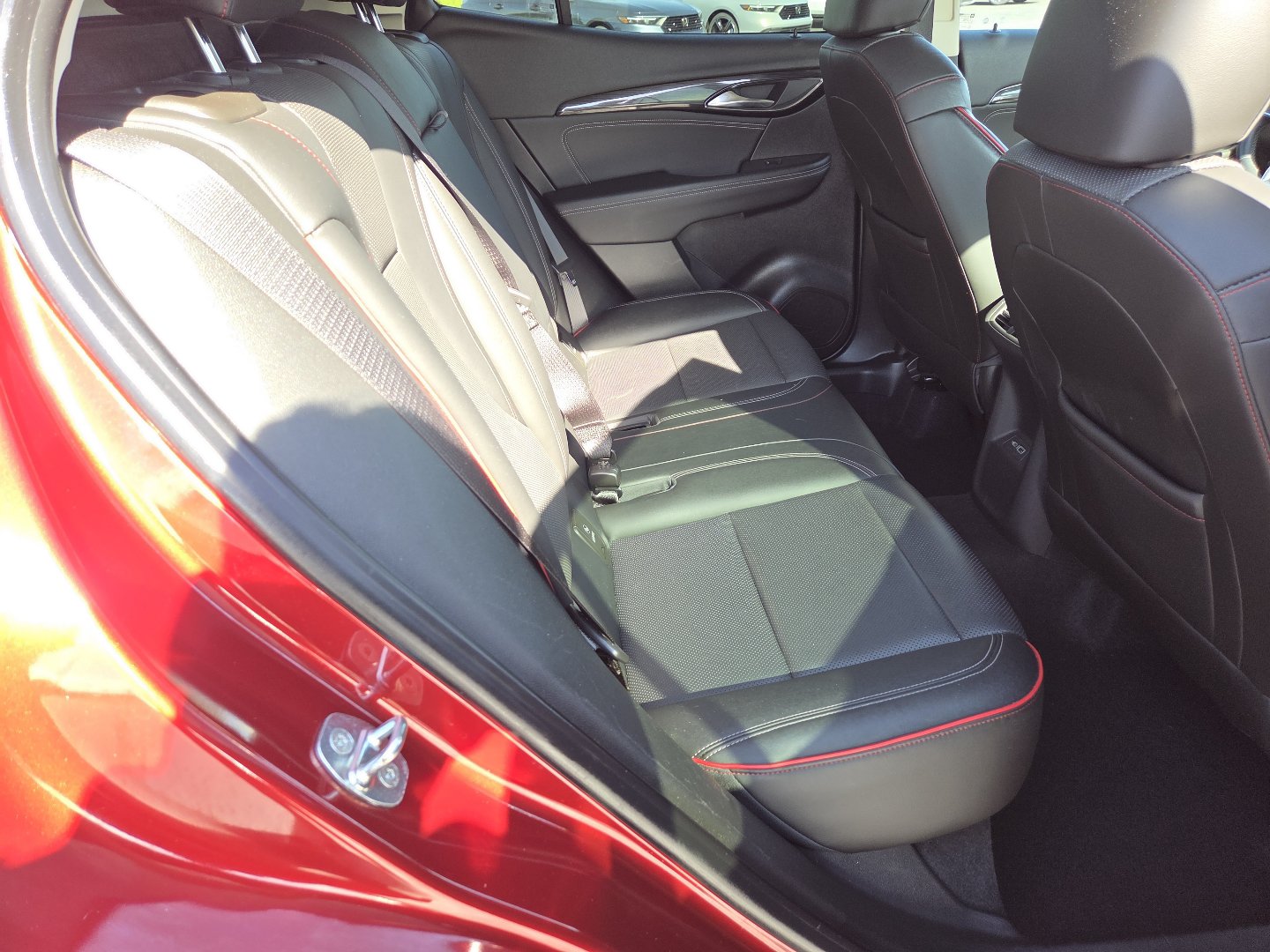 Used 2022 Buick Envision Essence w/ Technology Package II FWD image 22