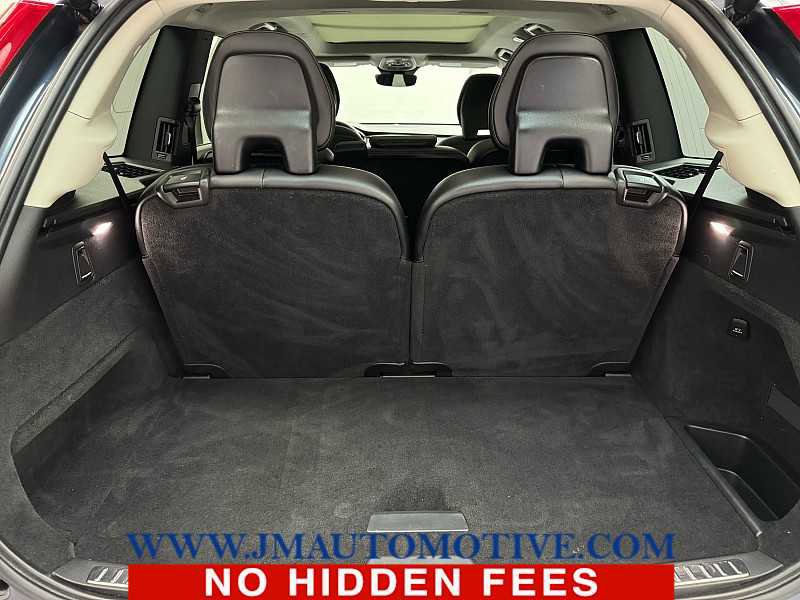 Used 2023 Volvo XC90 B5 Core w/ Protection Package Premier image 17