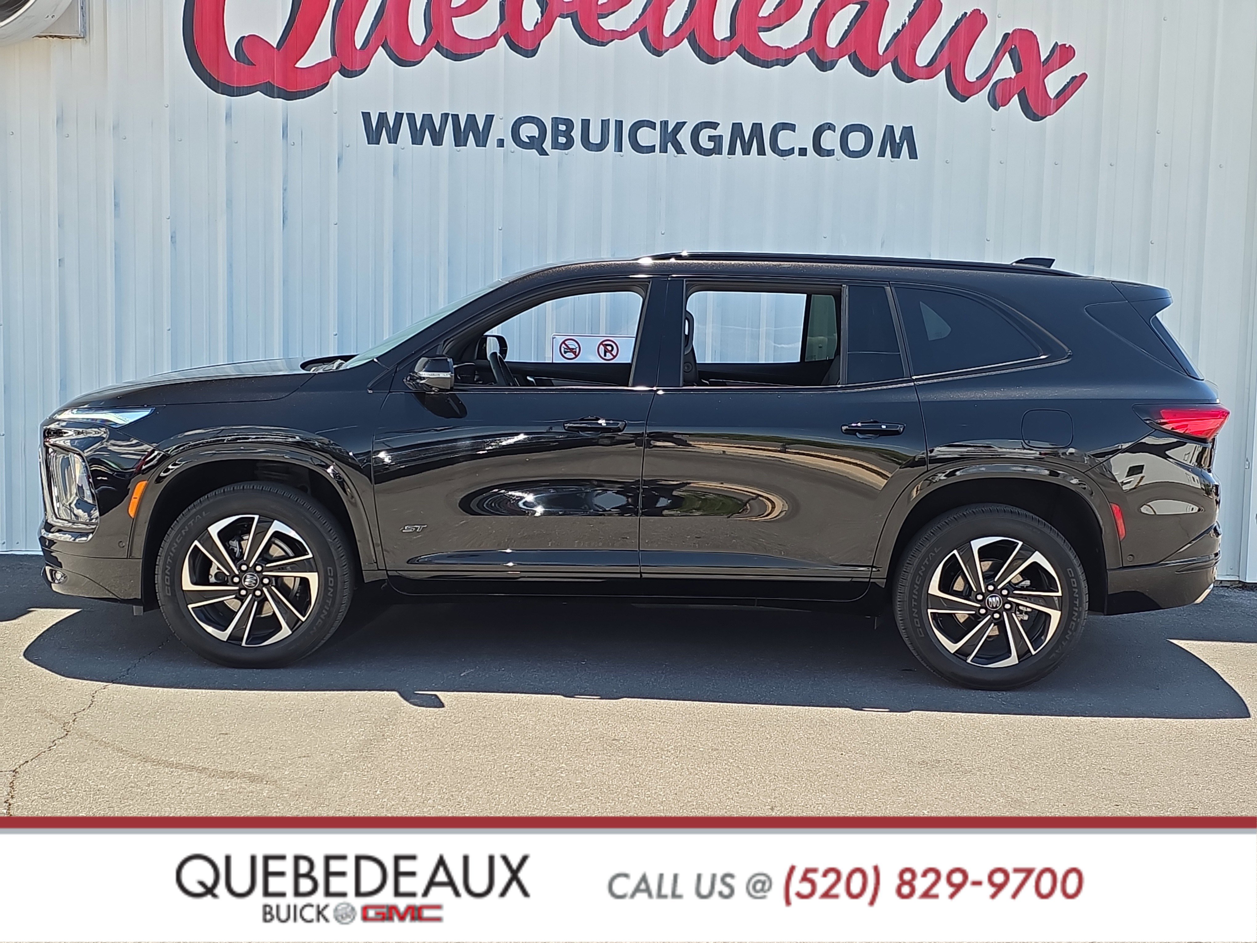 Used 2025 Buick Enclave Sport Touring w/ Super Cruise Package FWD image 5