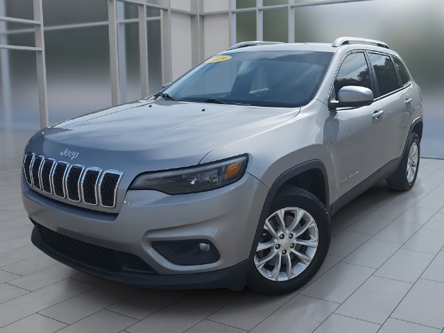 Used 2019 Jeep Cherokee Latitude w/ Popular Appearance Group