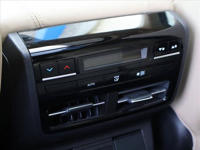 Certified 2023 Acura MDX SH-AWD w/ Technology Package image 25