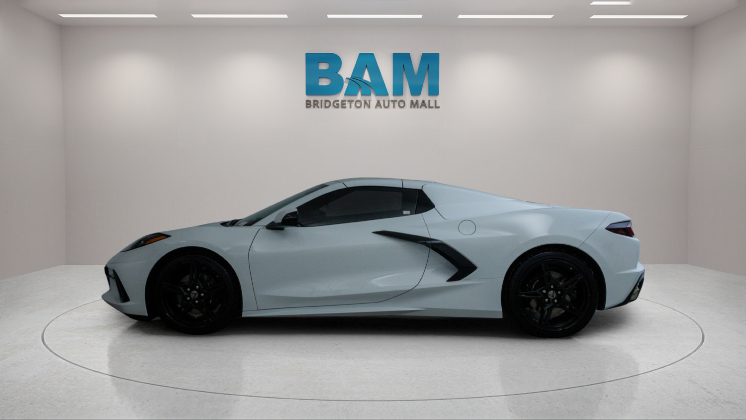 Certified 2025 Chevrolet Corvette Stingray Convertible w/ 1LT RWD image 4