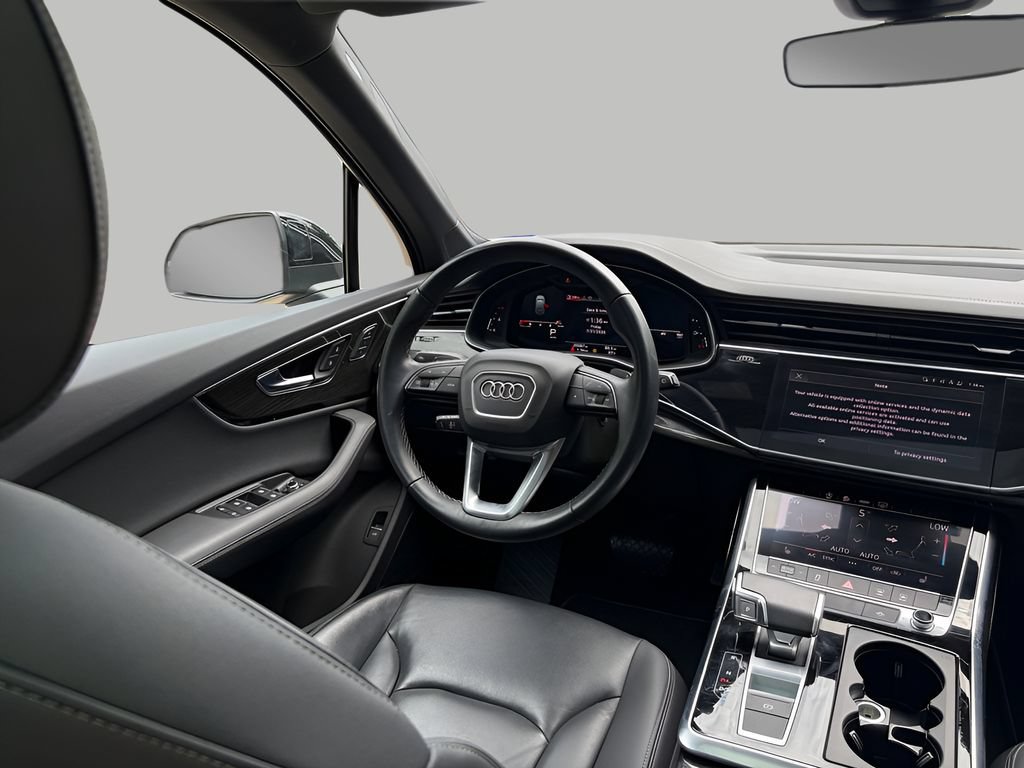 Used 2025 Audi Q7 3.0T Premium Plus AWD/4WD image 11
