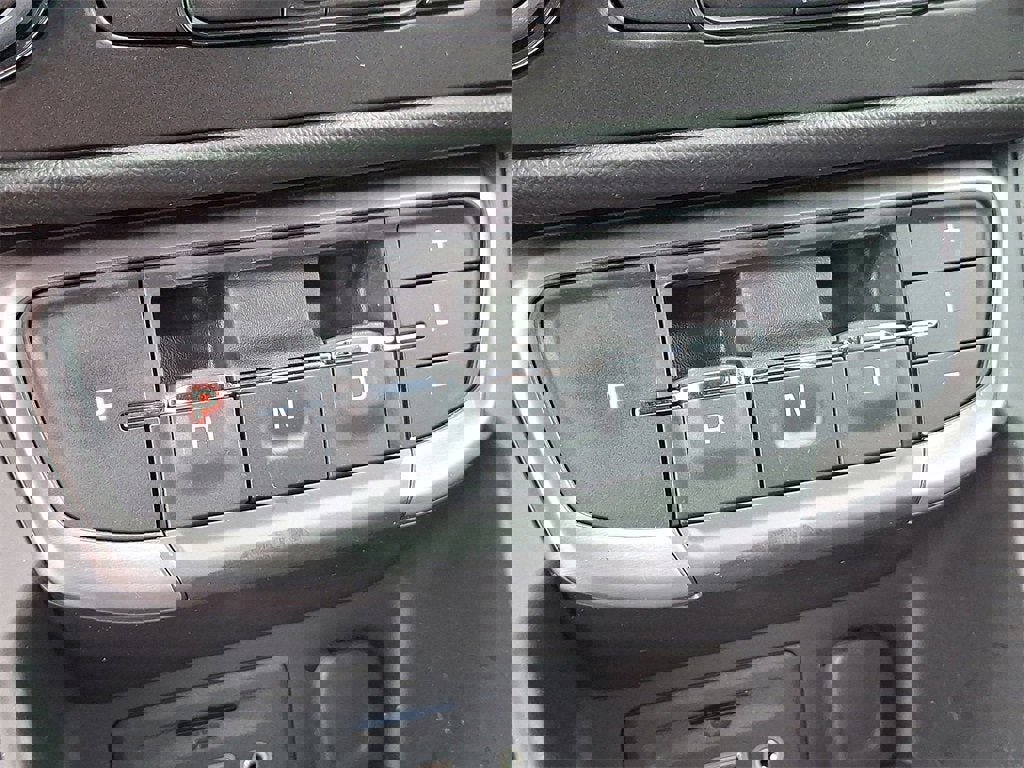 Certified 2023 GMC Terrain AT4 image 18