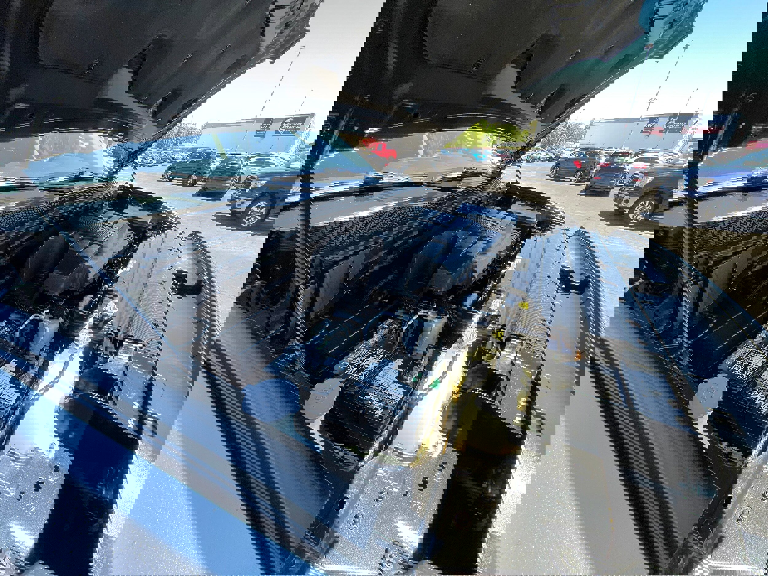 Used 2018 Nissan Titan SV image 34