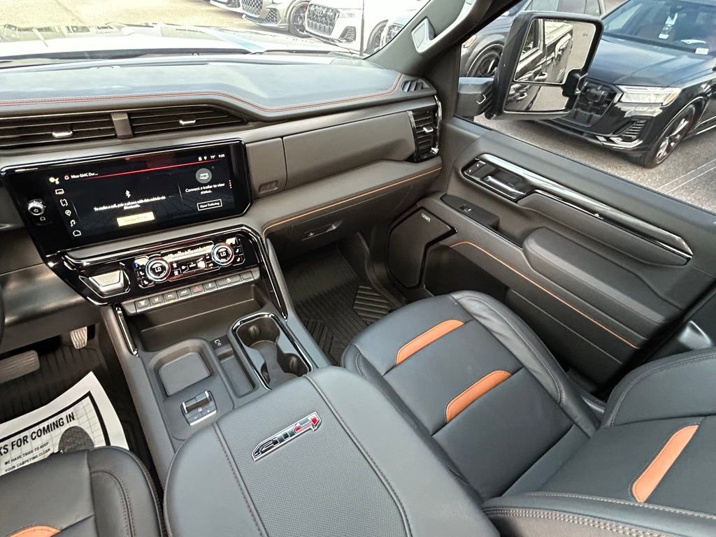 Used 2025 GMC Sierra 2500 AT4 w/ AT4 Premium Plus Package image 22