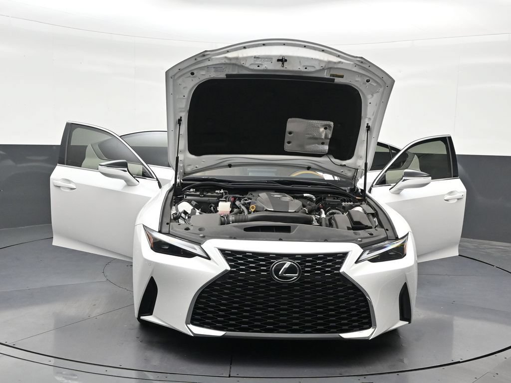 Used 2023 Lexus IS 300 w/ Comfort Package RWD image 36