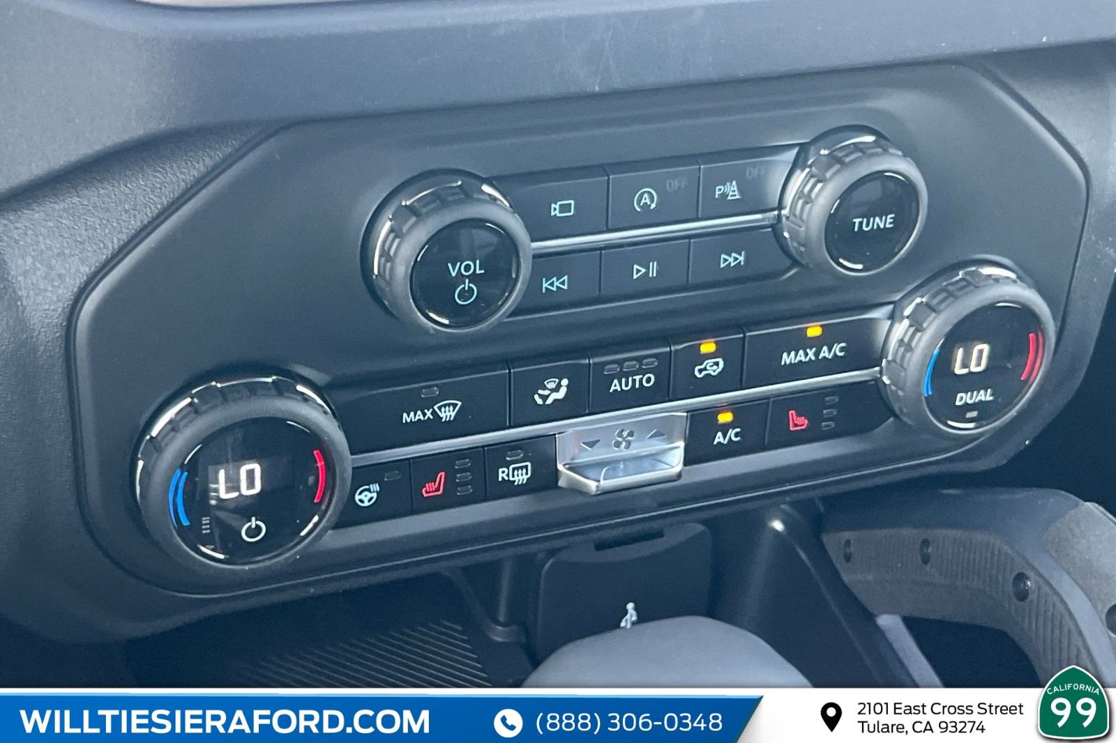 New 2026 Ford Bronco Outer Banks w/ Sasquatch Package image 21