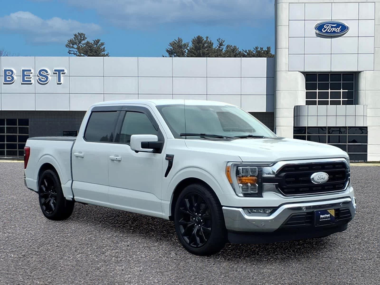 Used 2021 Ford F150 Lariat w/ Max Trailer Tow Package RWD image 9
