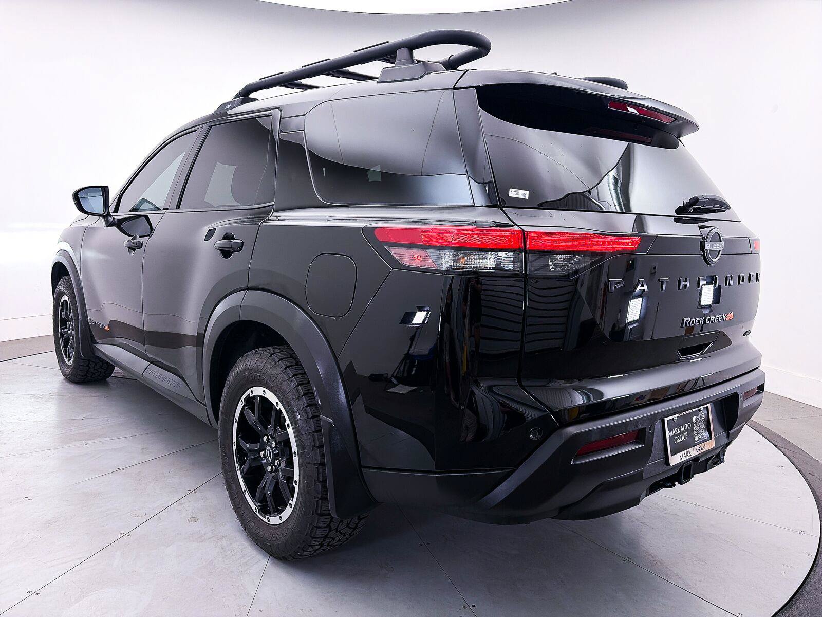 Used 2025 Nissan Pathfinder Rock Creek AWD/4WD image 13