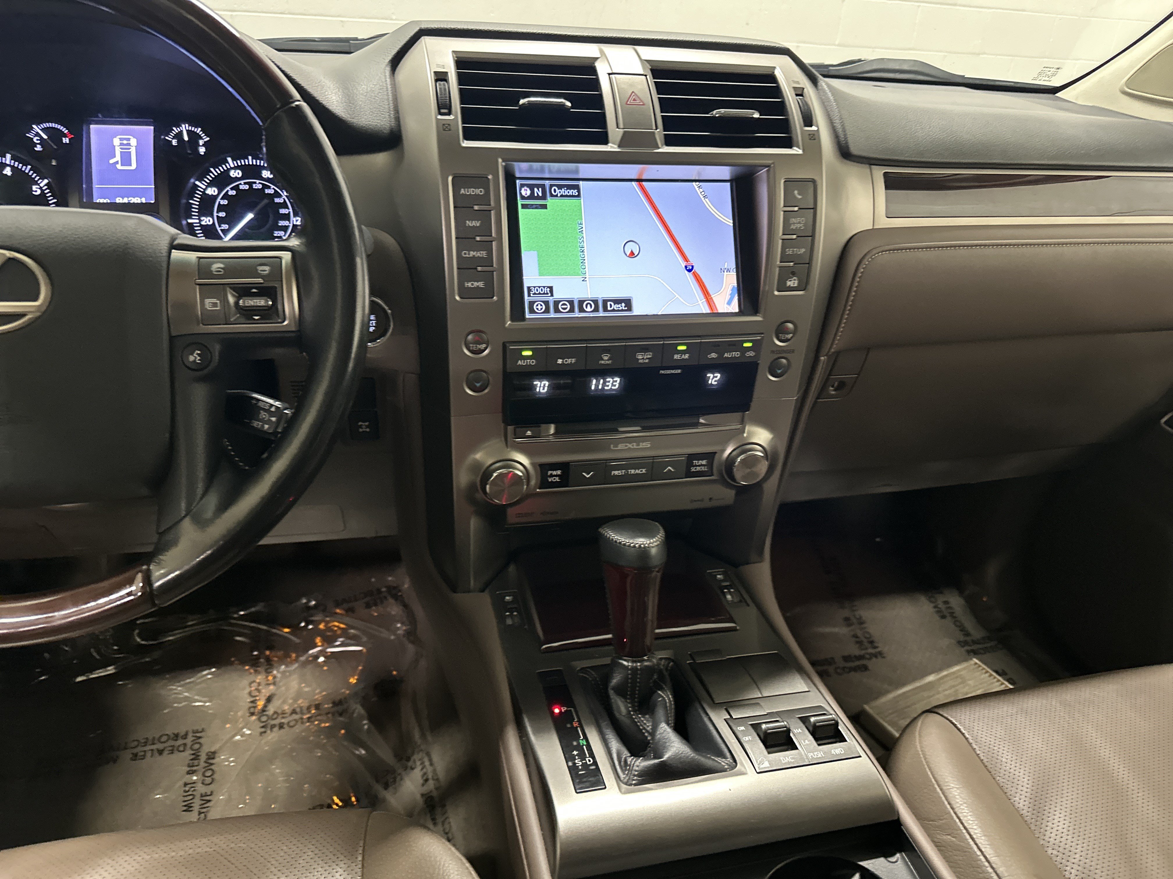 Used 2017 Lexus GX 460 AWD/4WD image 30