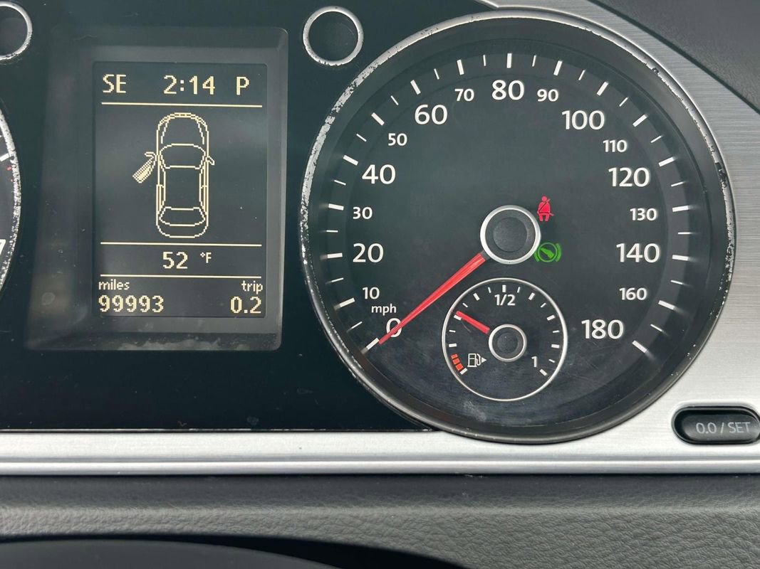 Used 2013 Volkswagen CC Sport image 21