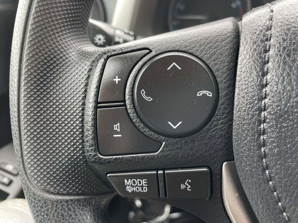 Used 2017 Toyota RAV4 LE w/ All Weather Liner Package image 31