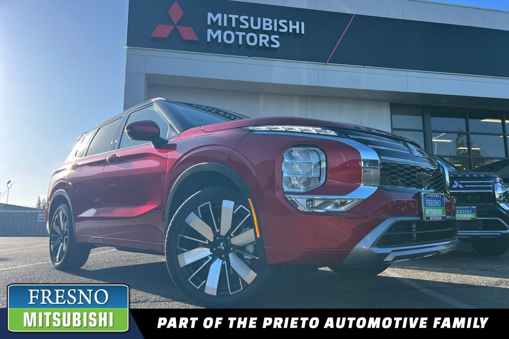 New 2026 Mitsubishi Outlander SEL image 1