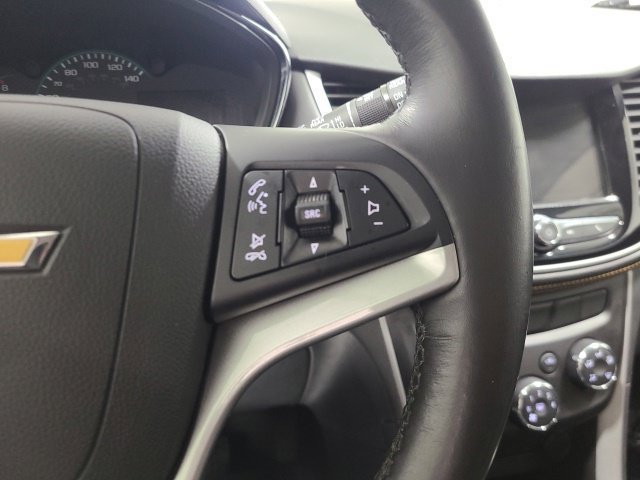Used 2019 Chevrolet Trax LT w/ LT Convenience Package FWD image 24