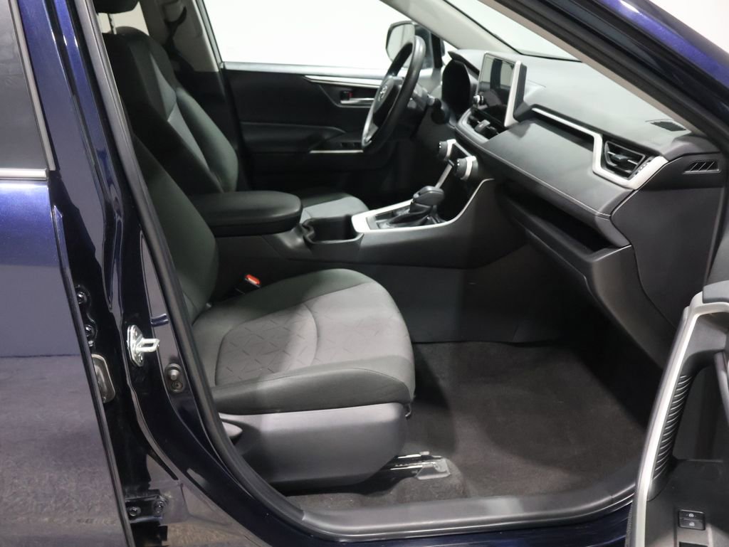 Used 2023 Toyota RAV4 XLE image 22