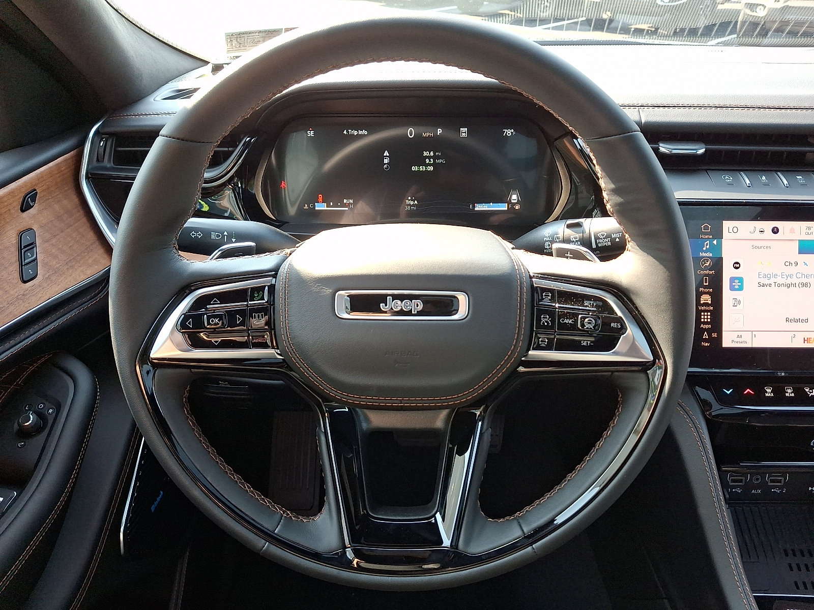 New 2026 Jeep Grand Cherokee Summit AWD/4WD image 15