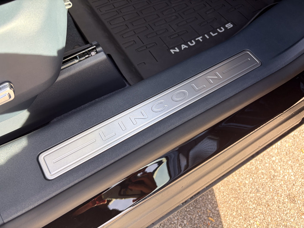 New 2026 Lincoln Nautilus Black Label AWD/4WD image 36
