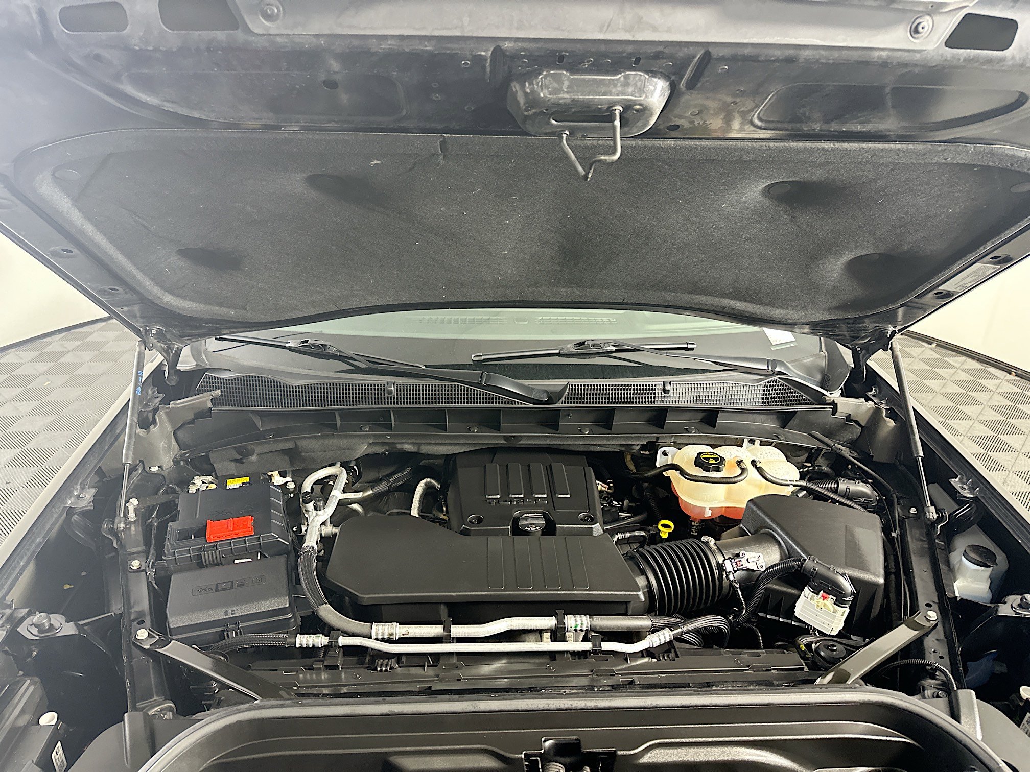 Used 2024 GMC Sierra 1500 Elevation image 33