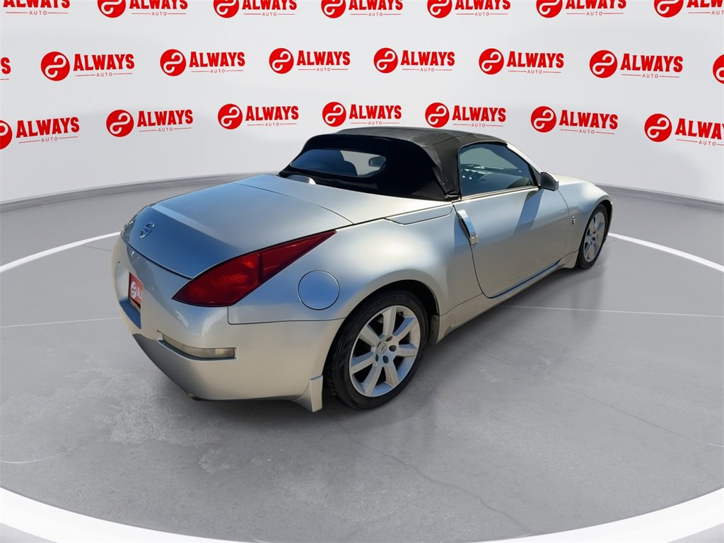 Used 2004 Nissan 350Z Enthusiast image 8