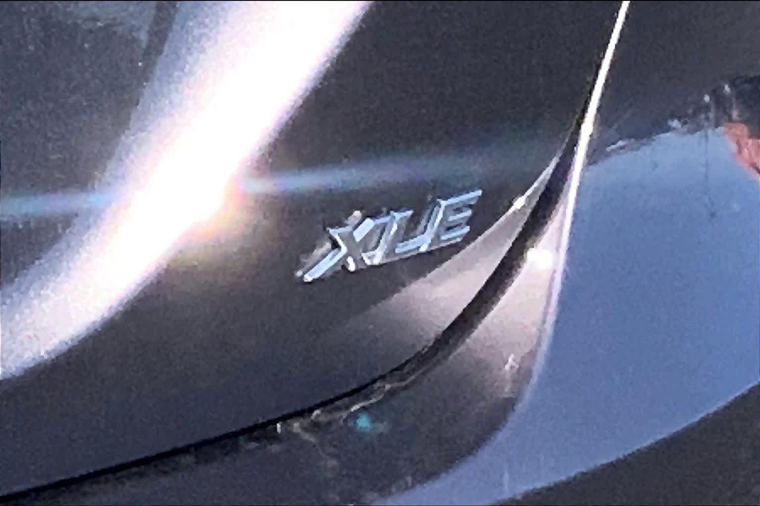 Used 2024 Toyota Camry XLE FWD image 10