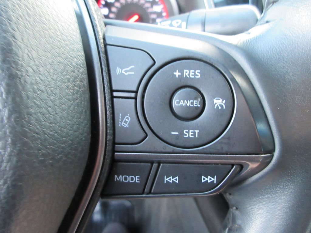 Used 2024 Toyota Camry XSE FWD image 25