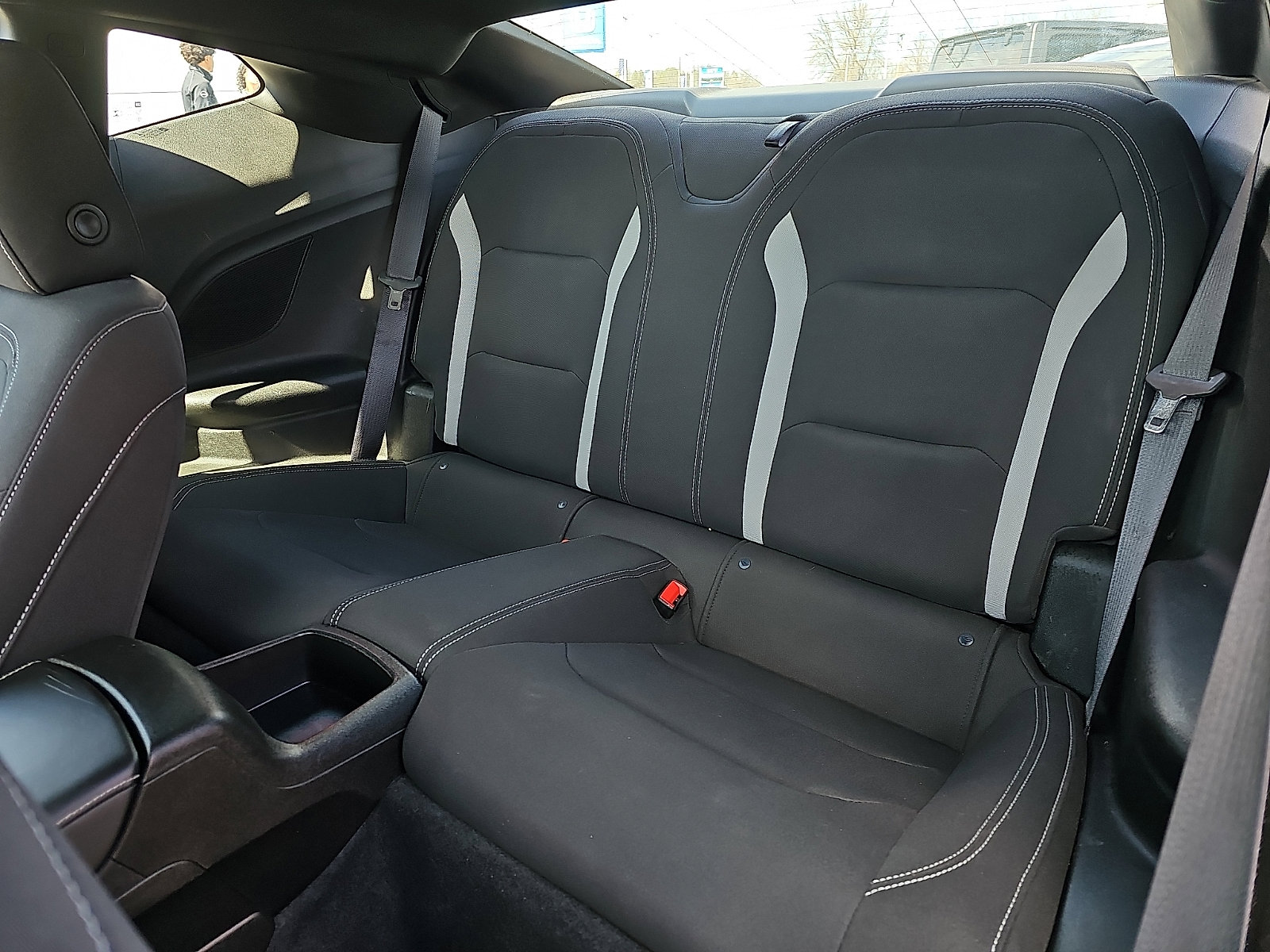 Used 2018 Chevrolet Camaro LT w/ RS Package image 10