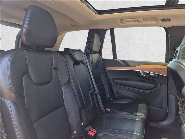 Used 2021 Volvo XC90 T6 Momentum AWD/4WD image 30