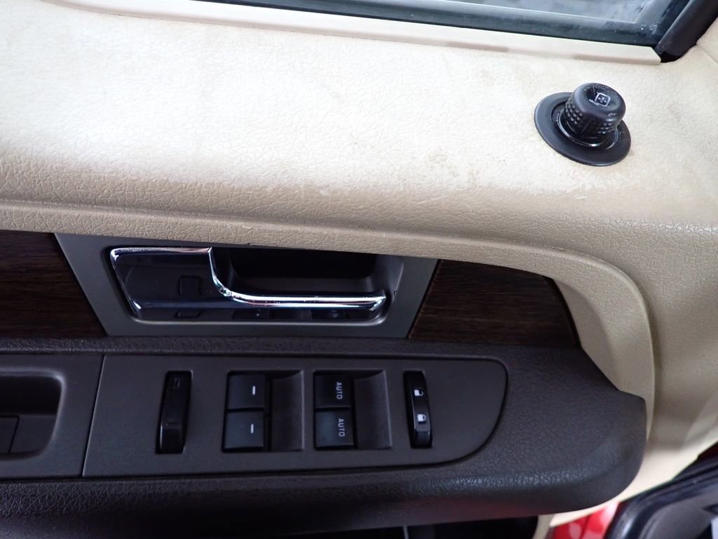 Used 2013 Ford F150 Lariat w/ Mid Equipment Group image 20