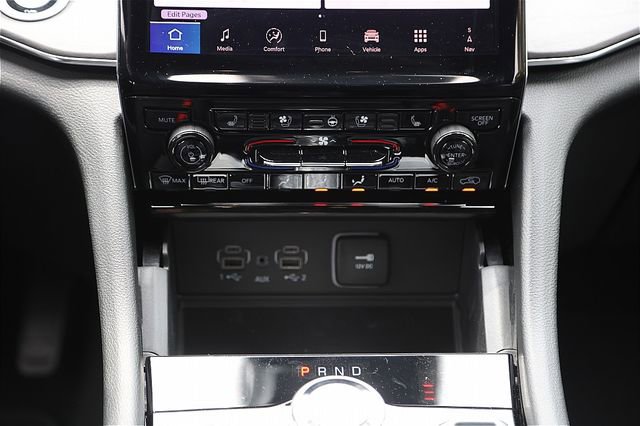 New 2025 Jeep Grand Cherokee Overland w/ Adv Protech Group III image 12