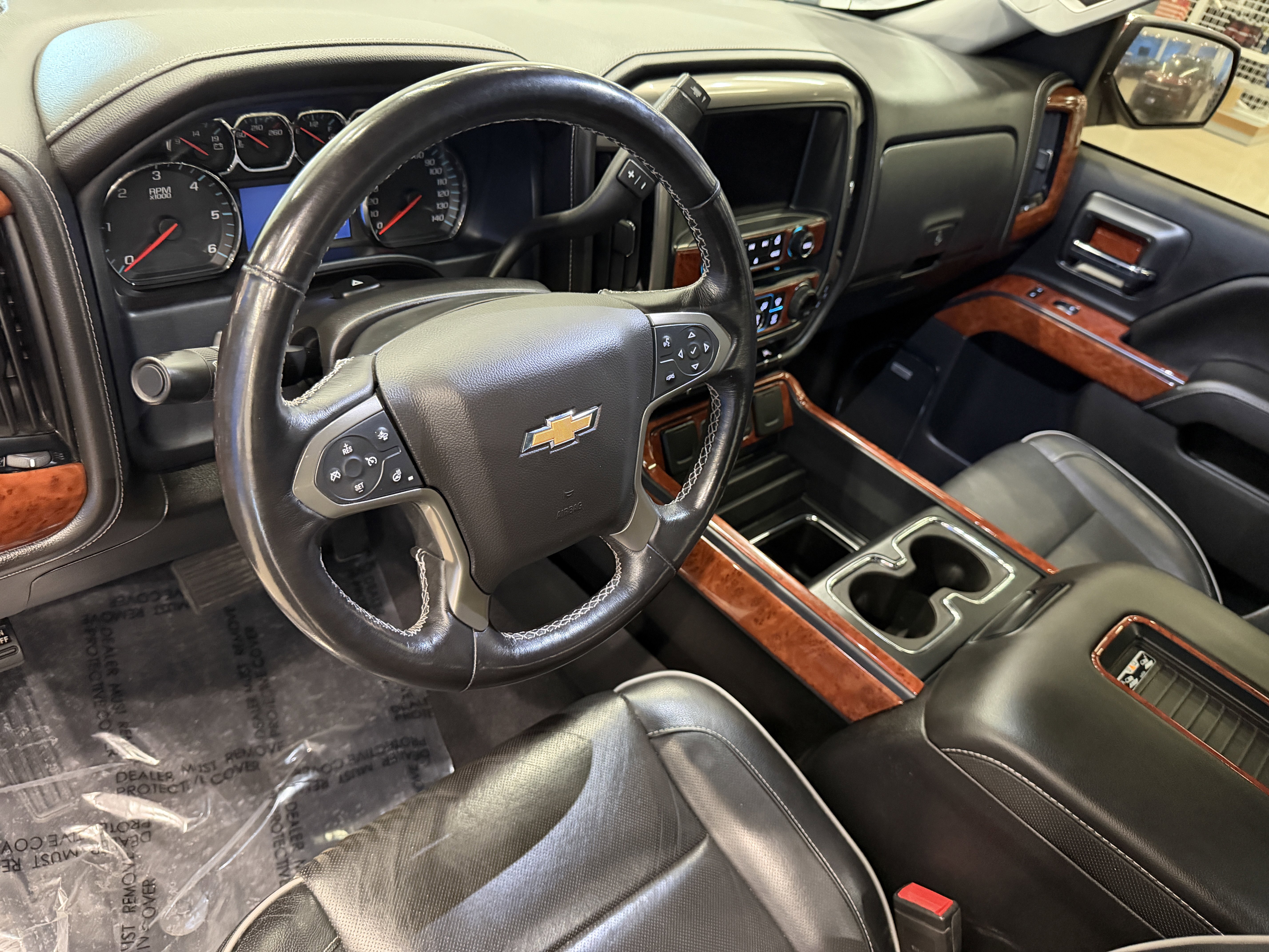 Used 2018 Chevrolet Silverado 1500 High Country image 10