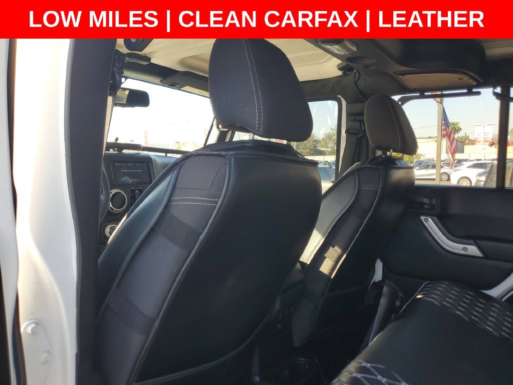 Used 2018 Jeep Wrangler Unlimited Rubicon w/ Connectivity Group AWD/4WD image 21