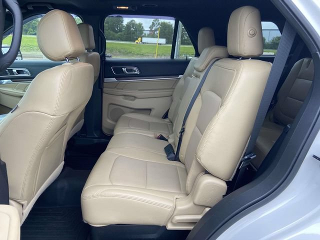 Used 2016 Ford Explorer Limited FWD image 10