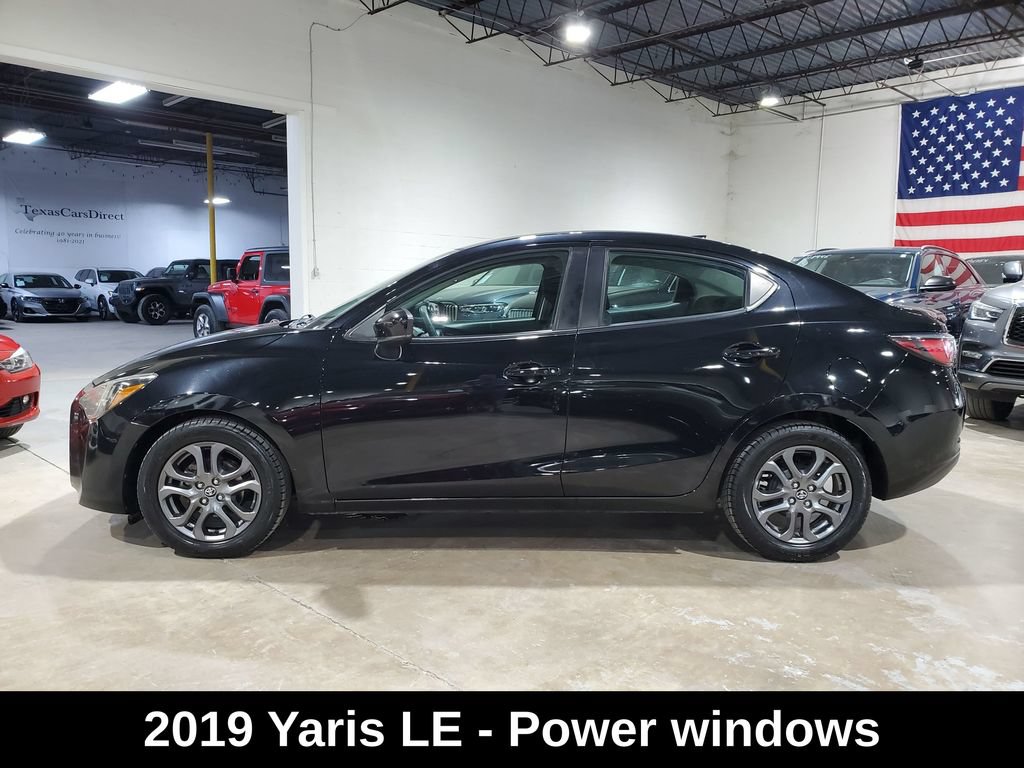 Used 2019 Toyota Yaris LE FWD image 12